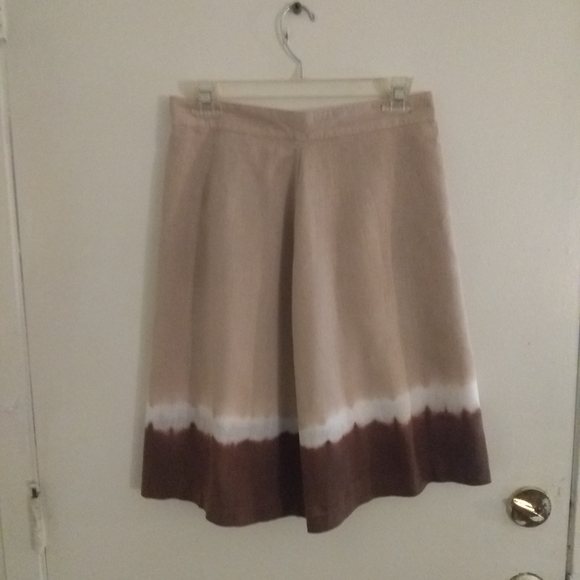 Old Navy Skirt - Picture 3 of 7